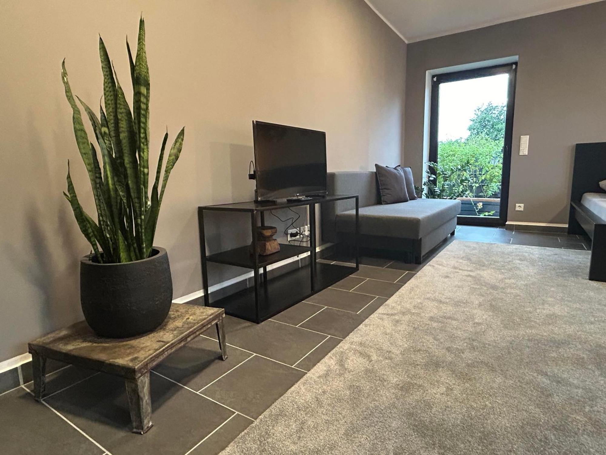 Cosy Bungalow-Apartment In Ruhiger Toplage - Naehe Duesseldorf Krefeld Buitenkant foto