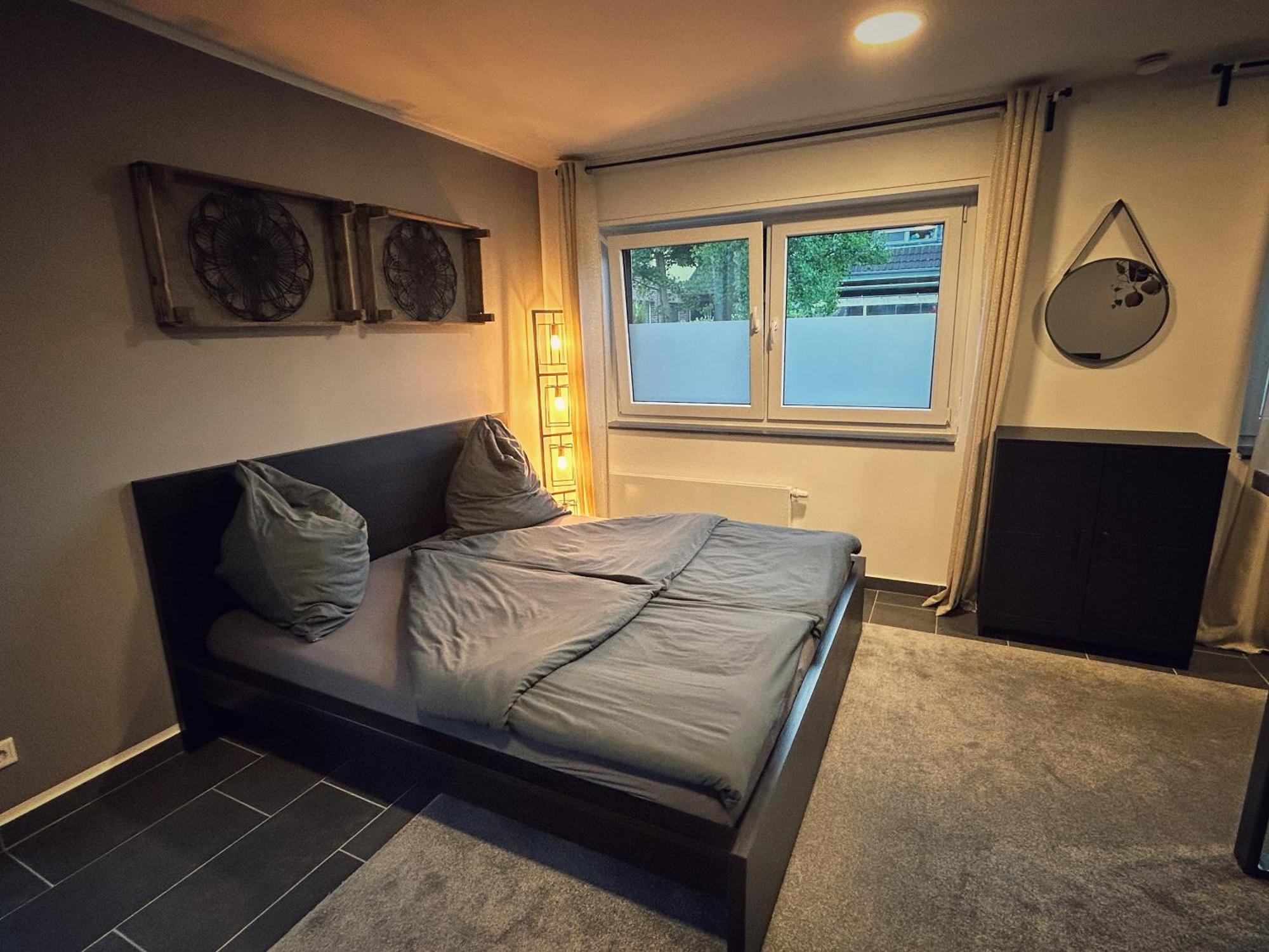 Cosy Bungalow-Apartment In Ruhiger Toplage - Naehe Duesseldorf Krefeld Buitenkant foto